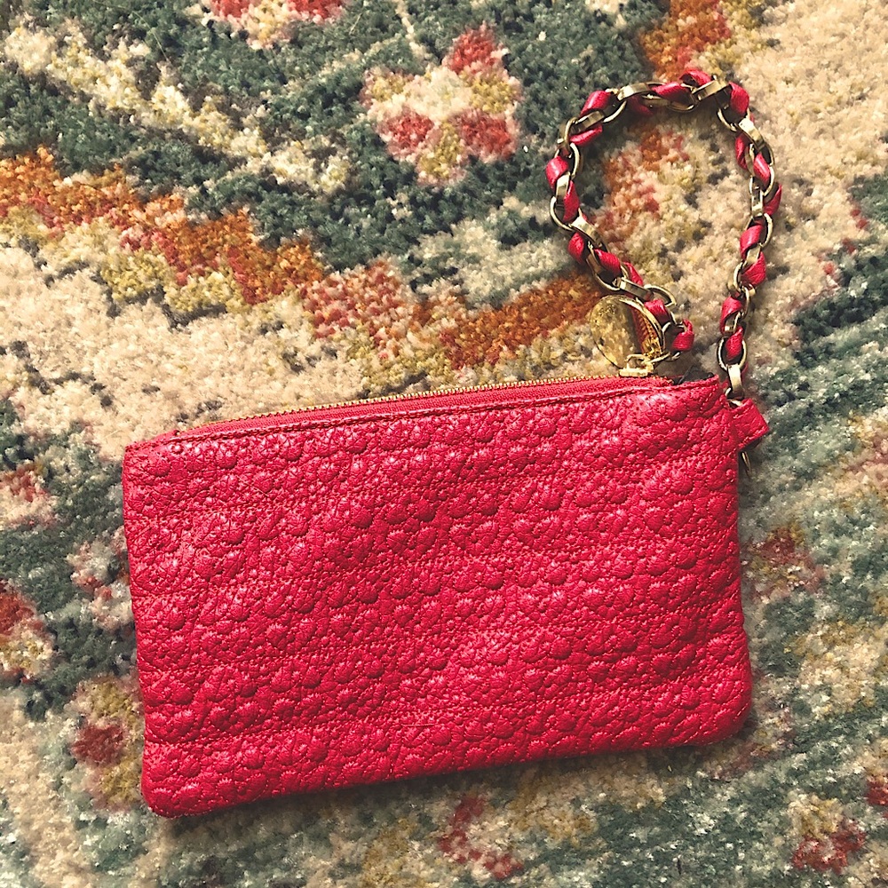4/$25 | 
DEUX LUX PINK QUILTED WRISTLET